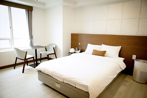 산모실<br/><span>Maternity room</span> 이미지